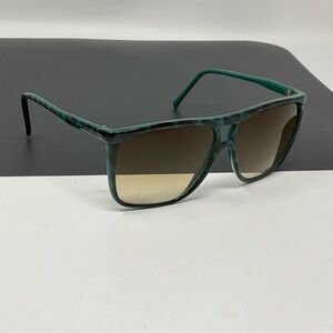 Vintage flat top Oversized Sunglasses green tortoise brown lenses taiwan